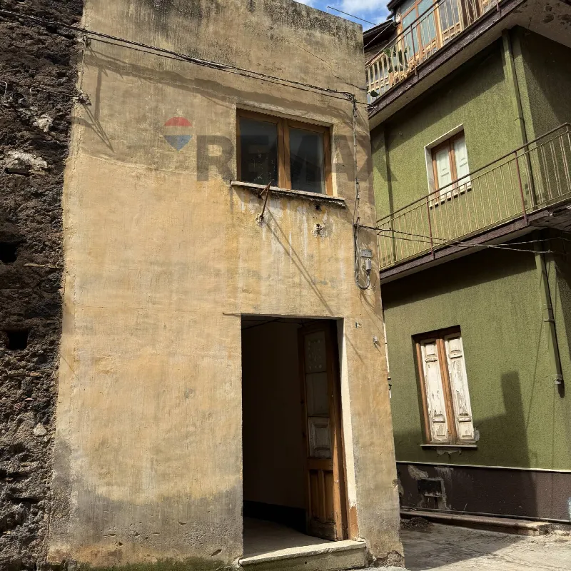 Casa Indipendente in vendita a Biancavilla - foto 1