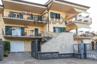 Villa in vendita a Aci Catena - foto 1