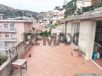 Casa Indipendente in vendita a Messina, Bi... - foto 2