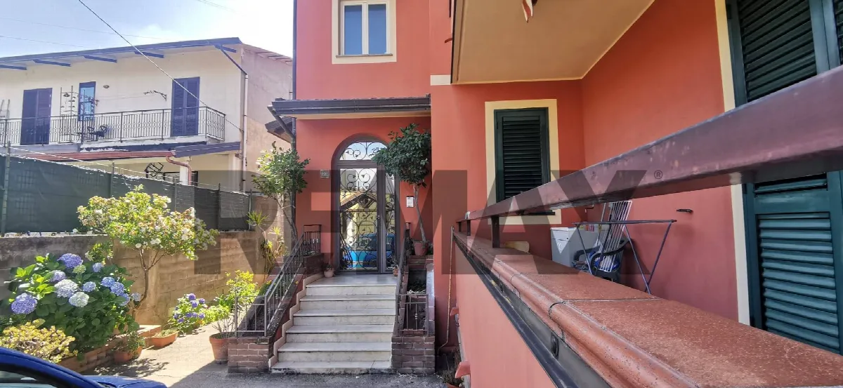 Casa Indipendente in vendita a Palmi - foto 2