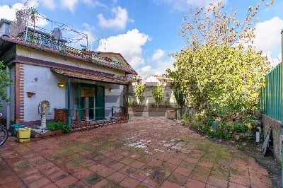 Villa a Gravina di Catania