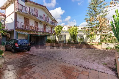Villa in vendita a Gravina di Catania - foto 4