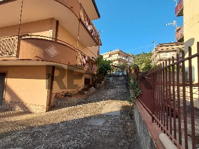 Casa Indipendente a Gaggi