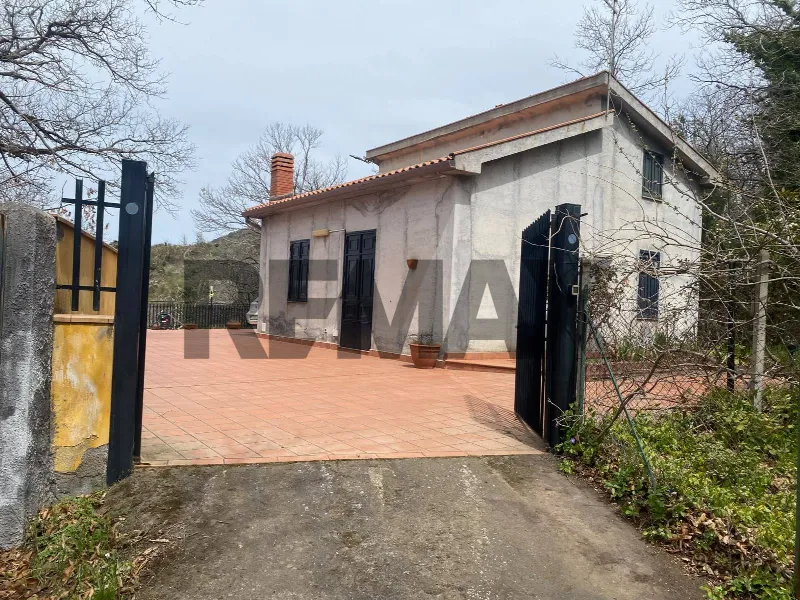 Villa in vendita a Adrano - foto 1