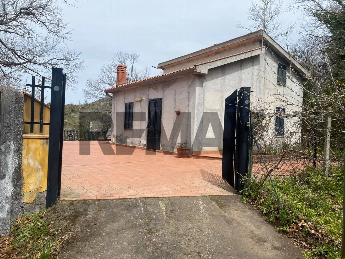 Villa in vendita a Adrano - foto 2