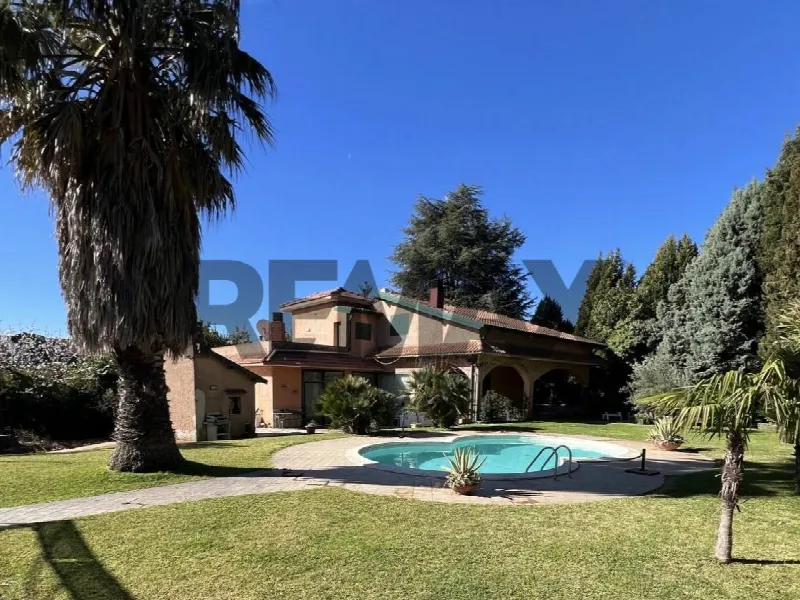 Villa in vendita a Trecastagni - foto 1