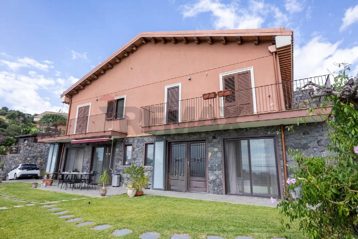 Villa in vendita a Piedimonte Etneo - foto 2