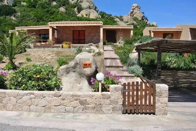 Casa Indipendente in vendita a Trinità d'A... - foto 2