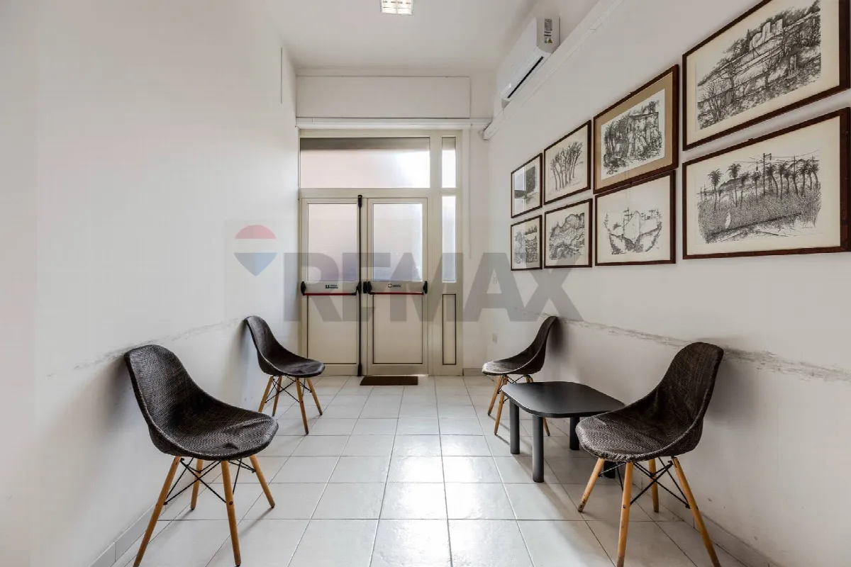 Ufficio in vendita a Cagliari, Is Mirrionis, Monte Claro, San Michele - foto 3
