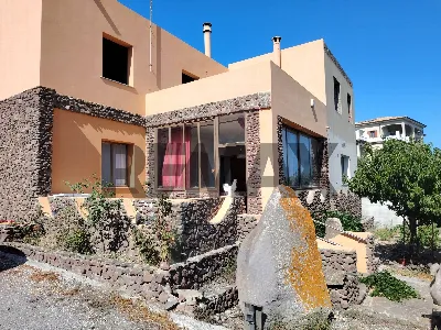 Villa in vendita a Sant'Antioco - foto 1