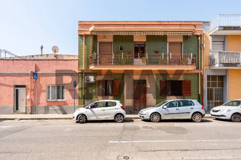 Casa Indipendente in vendita a Cagliari, Pirri - foto 1