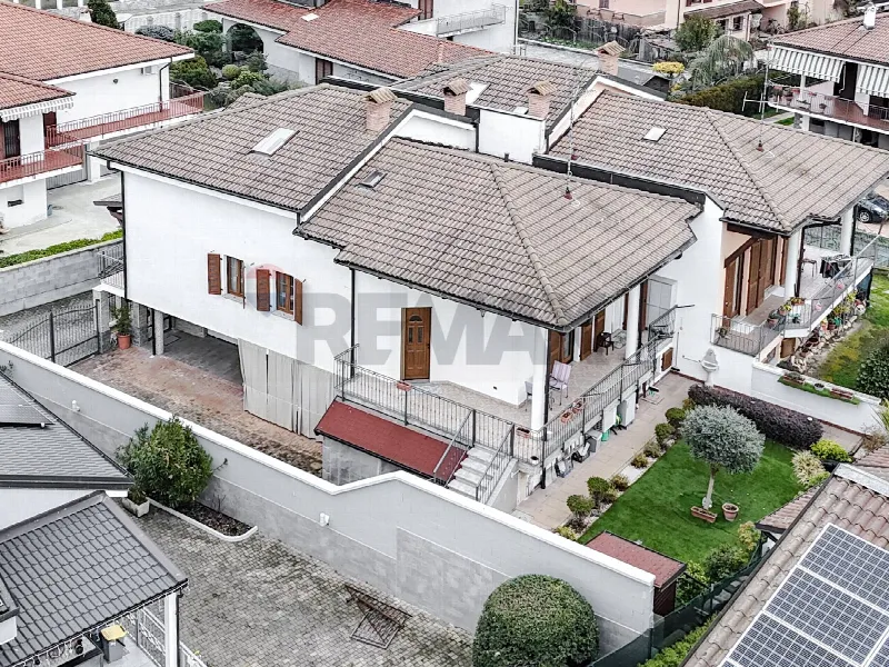 Villa in vendita a Caresanablot - foto 1