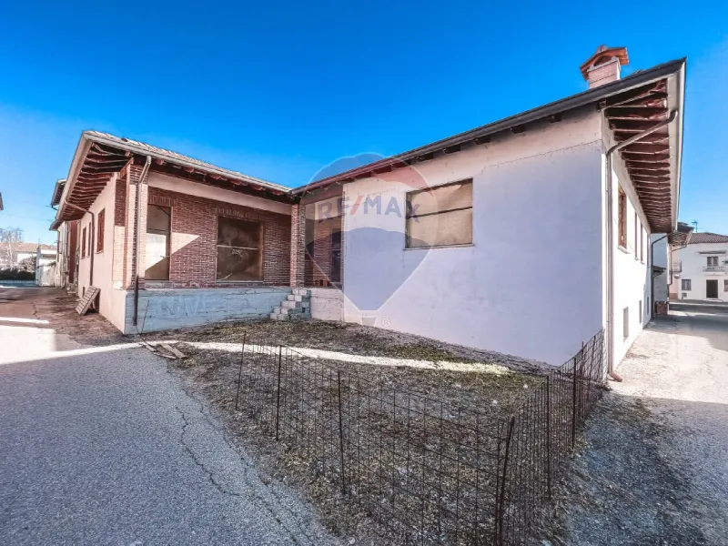 Casa Indipendente in vendita a Confienza - foto 1