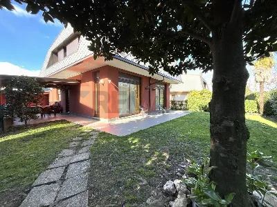 Villa a Arese