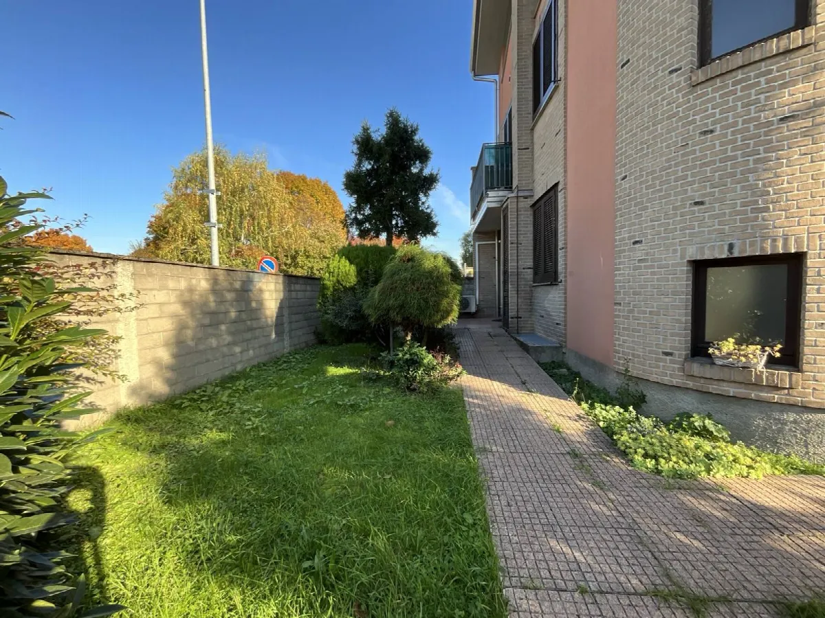 Casa Indipendente in vendita a Cesate - foto 4
