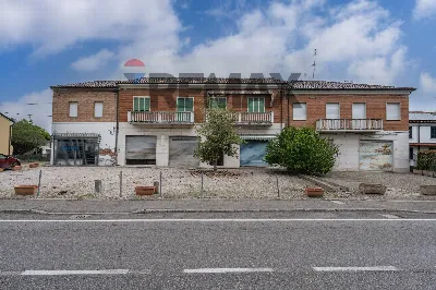 Casa Indipendente in vendita a Masi Torell... - foto 1
