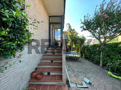 Casa Indipendente in vendita a Ferrara, Fu... - foto 2