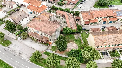 Palazzo/Stabile in vendita a Jolanda di Sa... - foto 3