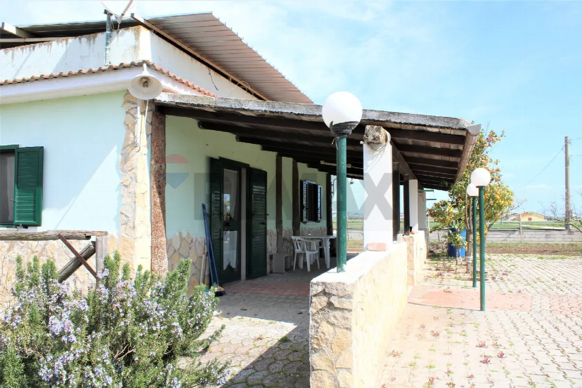 Rustico/Casale in vendita a Manfredonia - foto 2