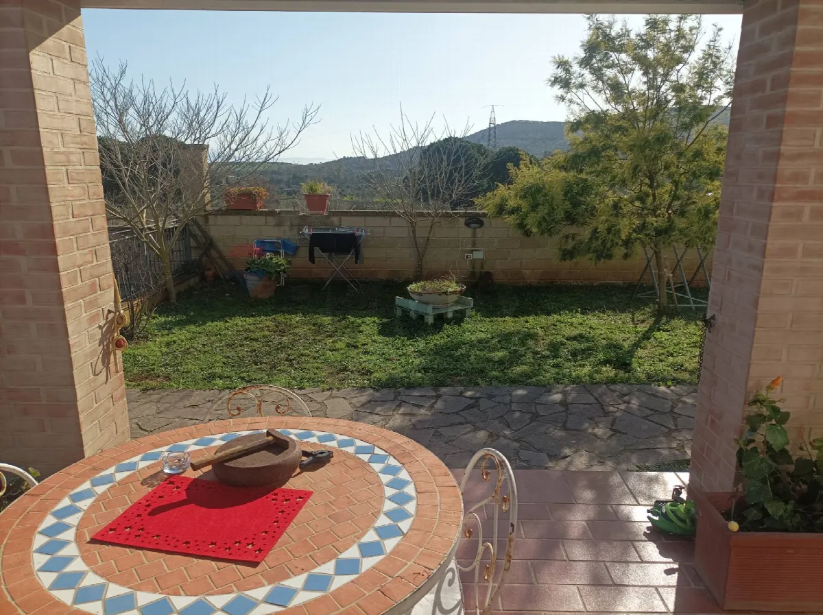 Casa Indipendente in vendita a Piombino - foto 3