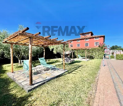 Palazzo/Stabile in vendita a Castagneto Ca... - foto 10