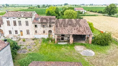 Casa Indipendente in vendita a Commessaggi... - foto 1