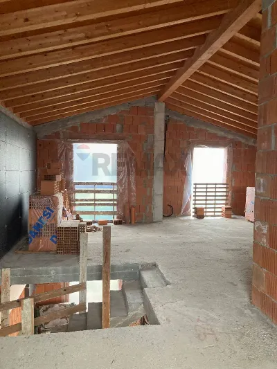 Casa Indipendente in vendita a Casalromano - foto 2
