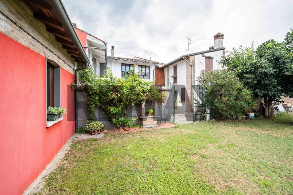Casa Indipendente in vendita a Gazzuolo - foto 3