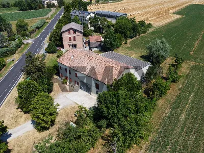 Rustico/Casale in vendita a Poviglio - foto 1