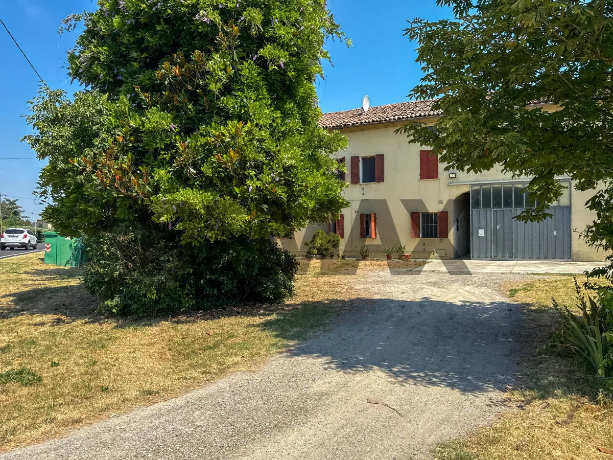 Rustico/Casale in vendita a Poviglio - foto 2