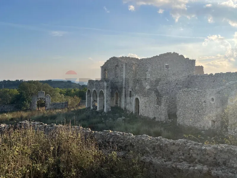 Rustico/Casale in vendita a Sortino - foto 1
