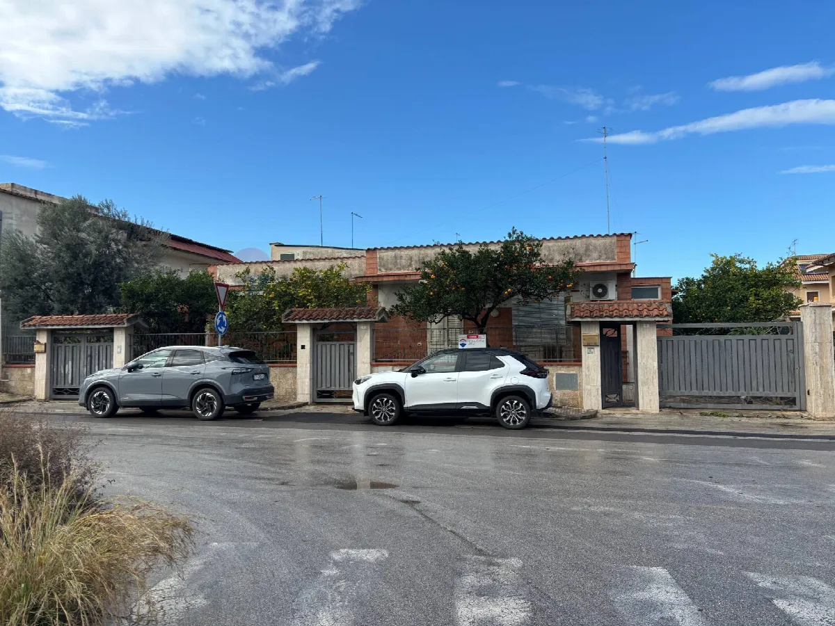 Casa Indipendente in vendita a Siracusa, Scala Greca, Neapolis, Pizzuta - foto 2