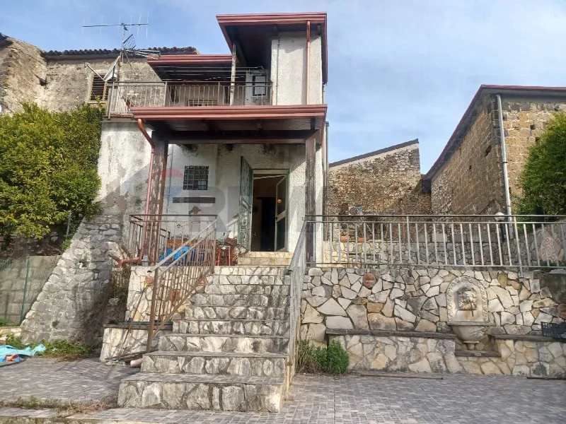 Casa Indipendente in vendita a Faicchio - foto 1