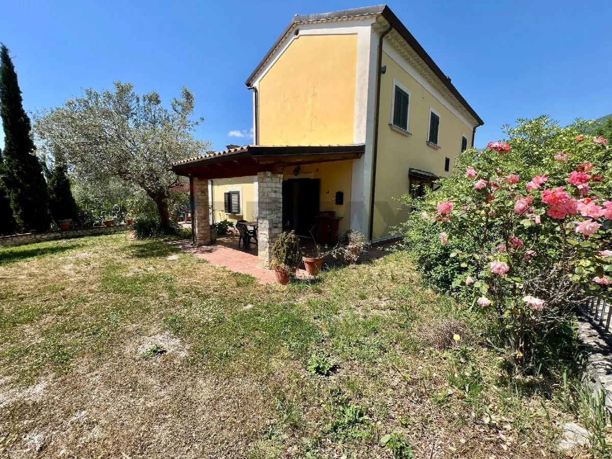 Villa in vendita a San Potito Sannitico - foto 3