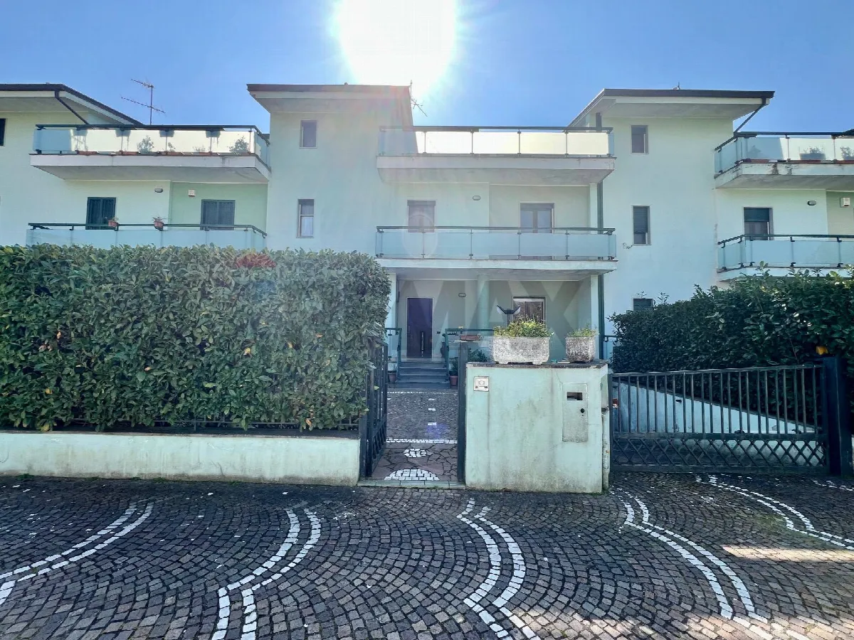 Villa in vendita a Caserta, Centro - foto 2
