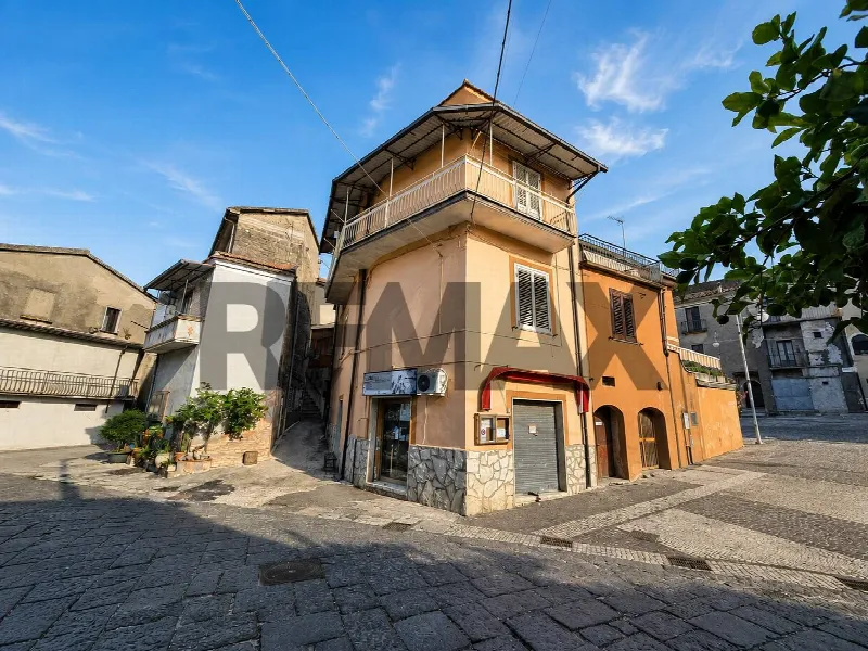Casa Indipendente in vendita a Vairano Patenora - foto 1