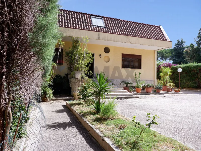 Villa in vendita a Caserta, Lincoln - Acquaviva - foto 1