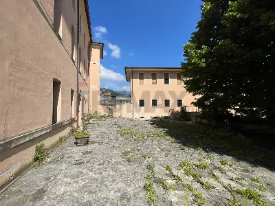 Palazzo/Stabile in vendita a Vittorio Vene... - foto 5
