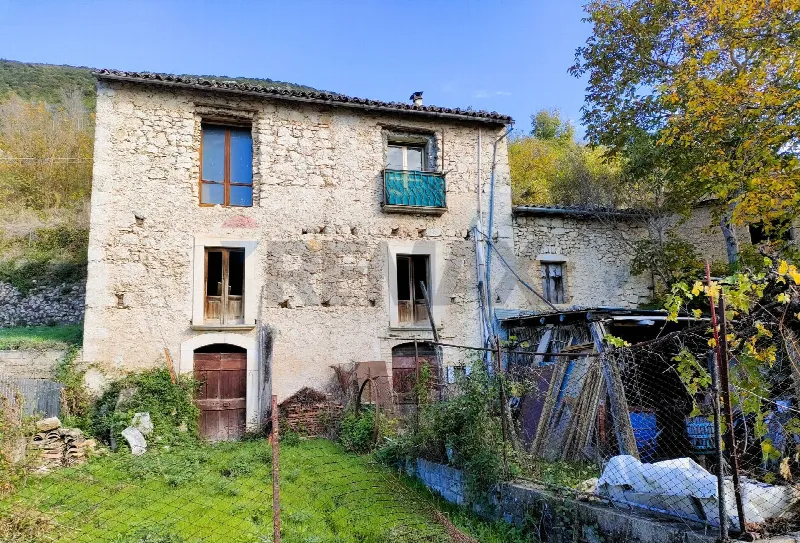 Casa Indipendente in vendita a San Pio delle Camere - foto 1