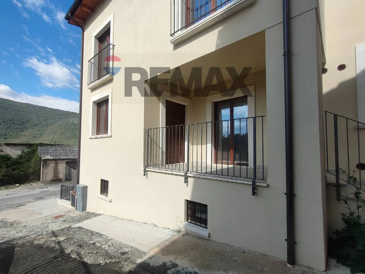 Casa Indipendente in vendita a Fagnano Alto - foto 2