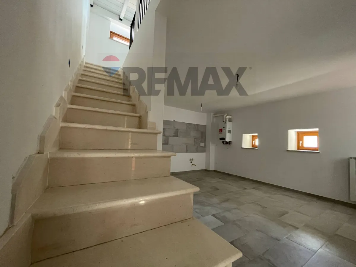 Casa Indipendente in vendita a L'Aquila, Centro Storico - foto 5