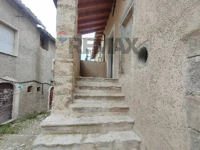 Casa Indipendente in vendita a Barisciano - foto 2