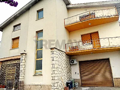 Villa a Nereto