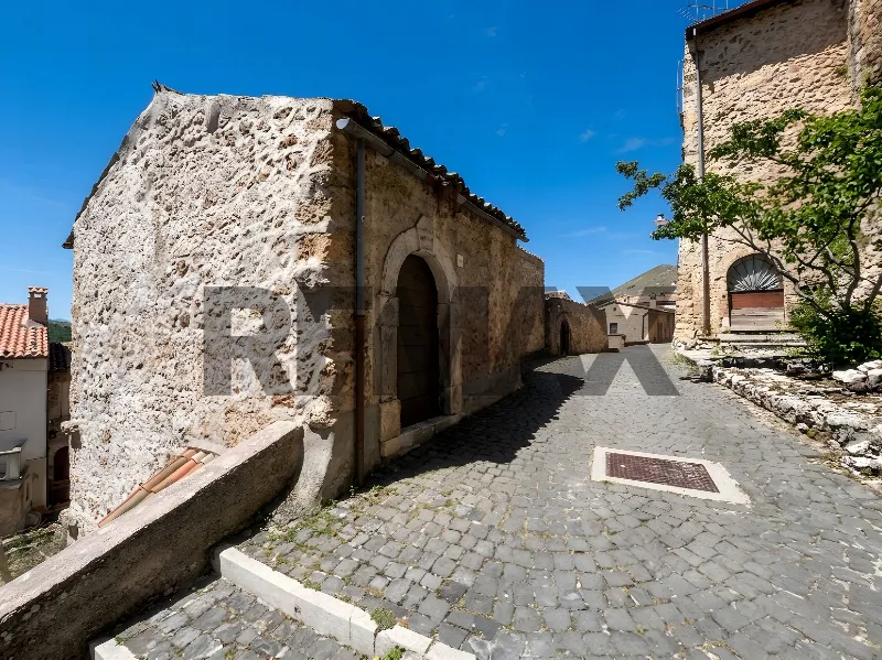 Casa Indipendente in vendita a Santo Stefano di Sessanio - foto 1