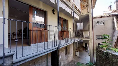 Casa Indipendente in vendita a Gaverina Te... - foto 1
