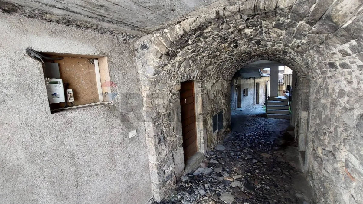 Casa Indipendente in vendita a Gaverina Terme - foto 4