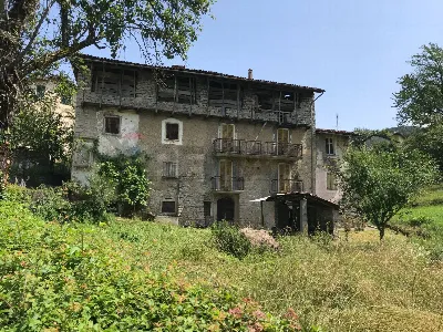 Rustico/Casale in vendita a Zogno - foto 1