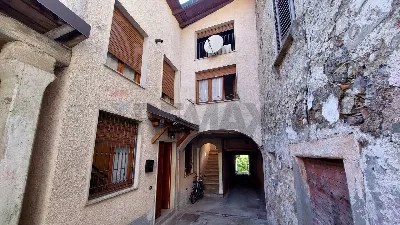 Casa Indipendente in vendita a Endine Gaia... - foto 1
