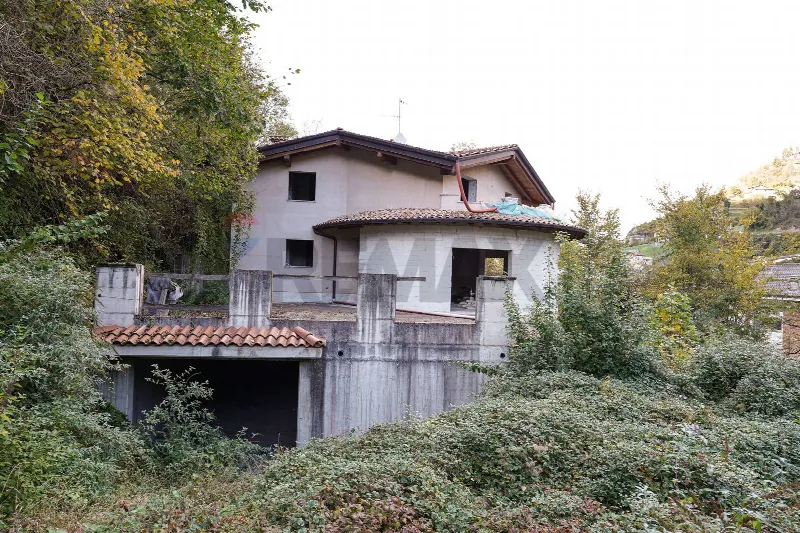 Rustico/Casale in vendita a San Pellegrino Terme - foto 1