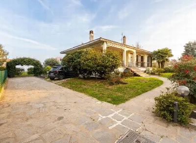 Villa in vendita a Merate - foto 2